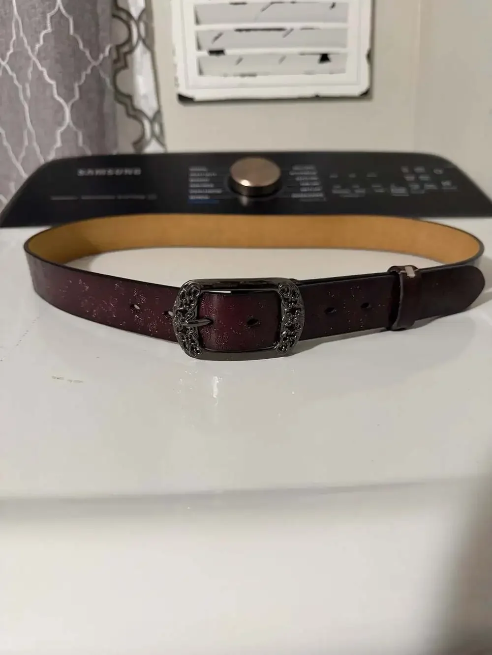 AmyKer Ak011 Women's Vintage Leather Belt